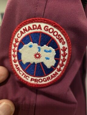 Authentic Canada Goose Youth Chilliwack BomberStyle 7950Y R • Size XL/TG • Colo
